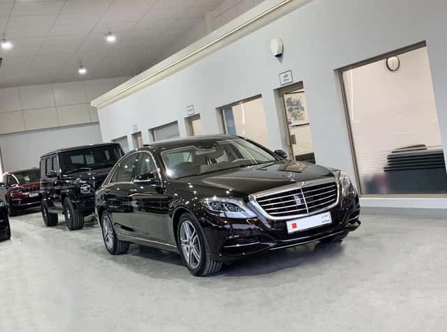 Mercedes Benz S400 (90,000 Kms)