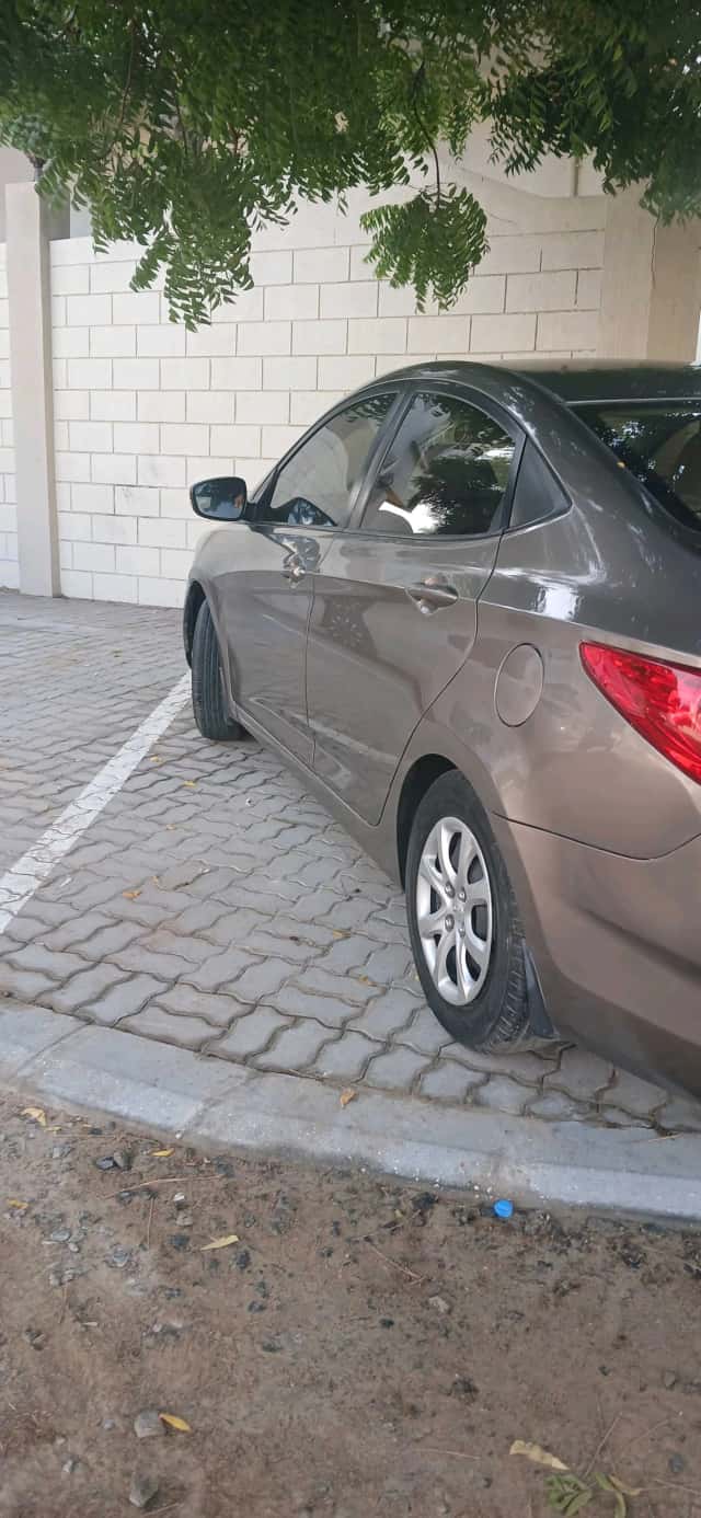 هايونداي اكسنت للبيع