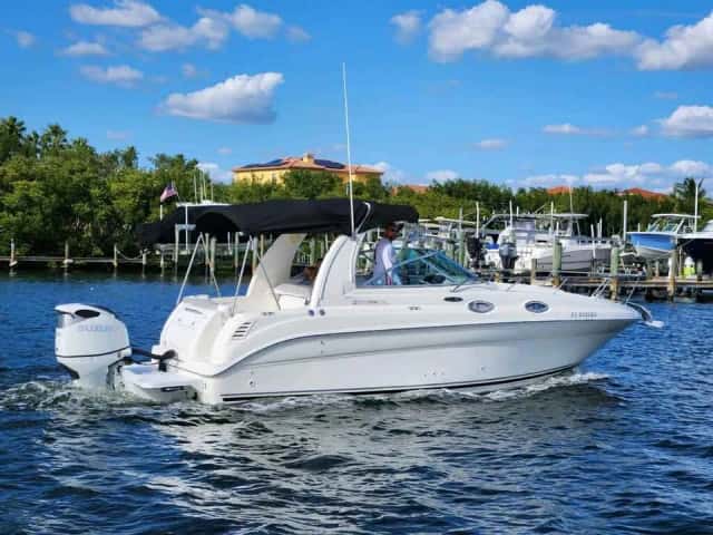 SEA RAY 260 SUNDANCER