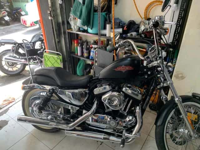 HARLEY DAVIDSON