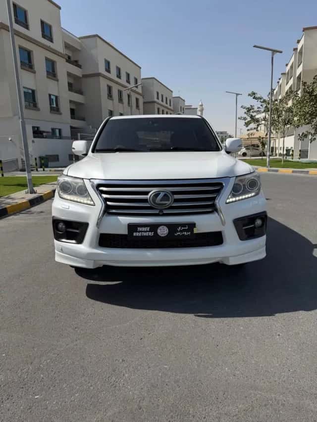 LEXUS 570