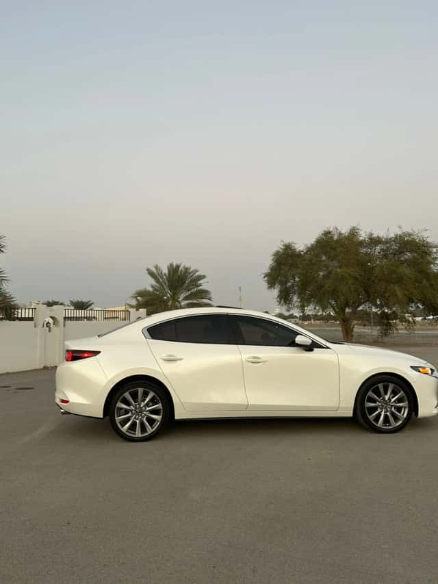 MAZDA 3 2023