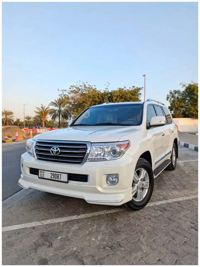 TOYOTA LAND CRUISER