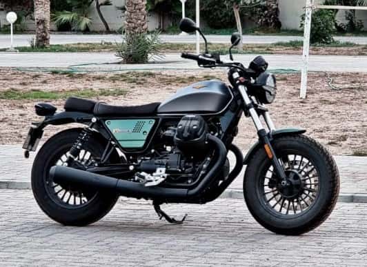 Moto Guzzi Bobber V9 2021