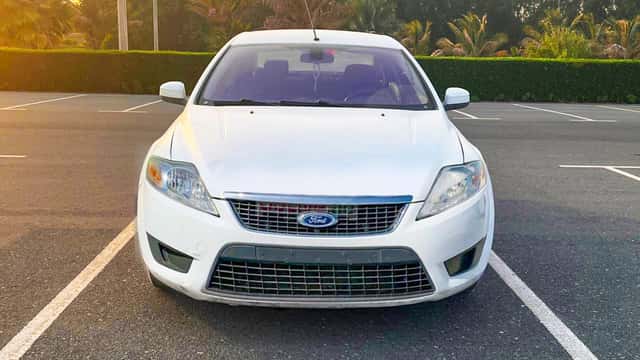 Ford Mondeo 2009 only 145km .. only 9999 DH