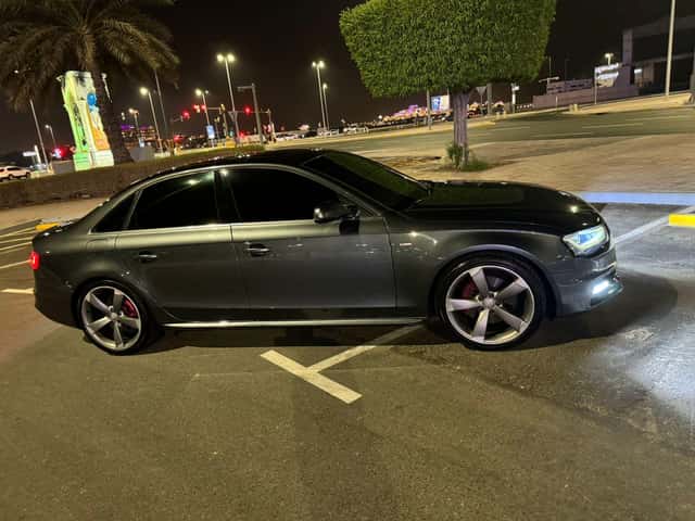 AudiA4 S-line