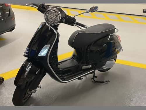 Vespa 300 GTS 2021 Used