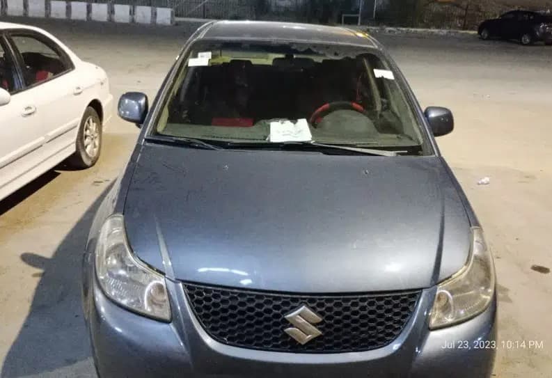 Suzuki SX4 photo 1