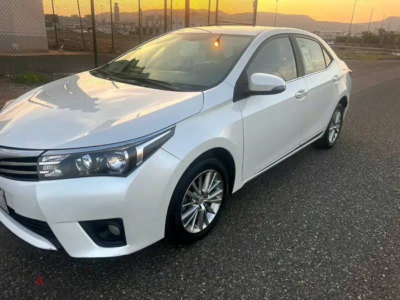 Toyota Sedan photo 1