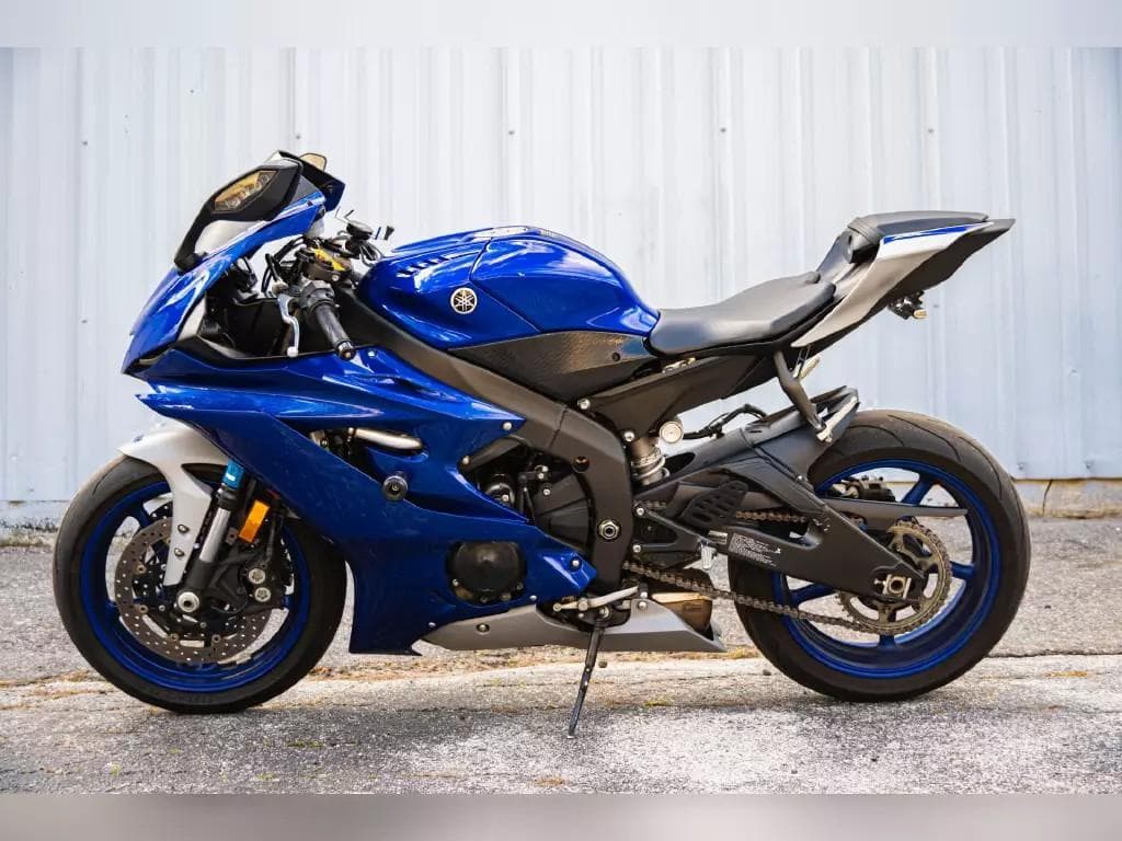 2020 yamaha R6 photo 1
