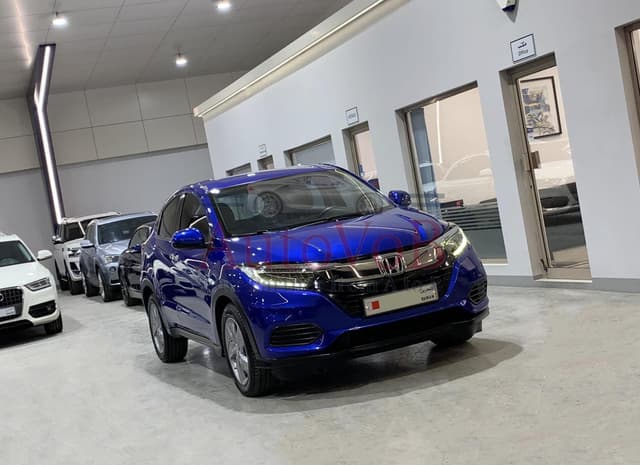 HONDA HR-V (65,000 KMS)