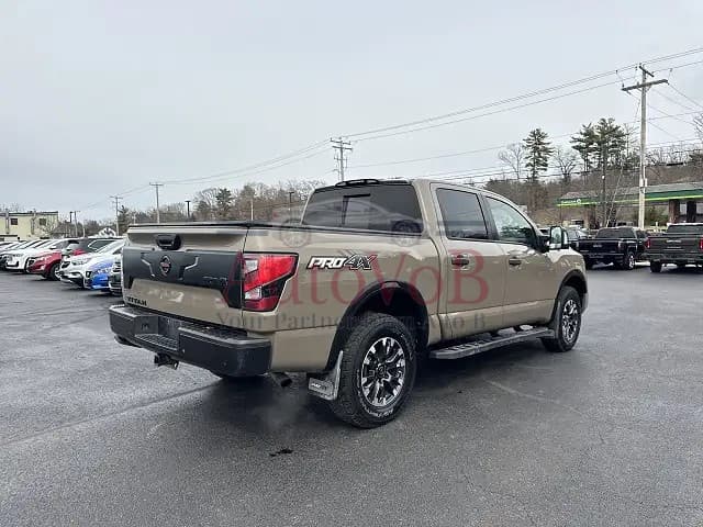 2021 NISSAN TITAN PRO-4X photo 1