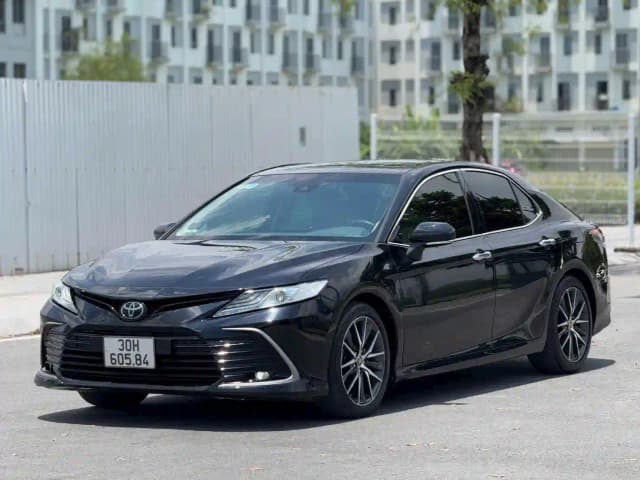 TOYOTA CAMRY 2.0Q