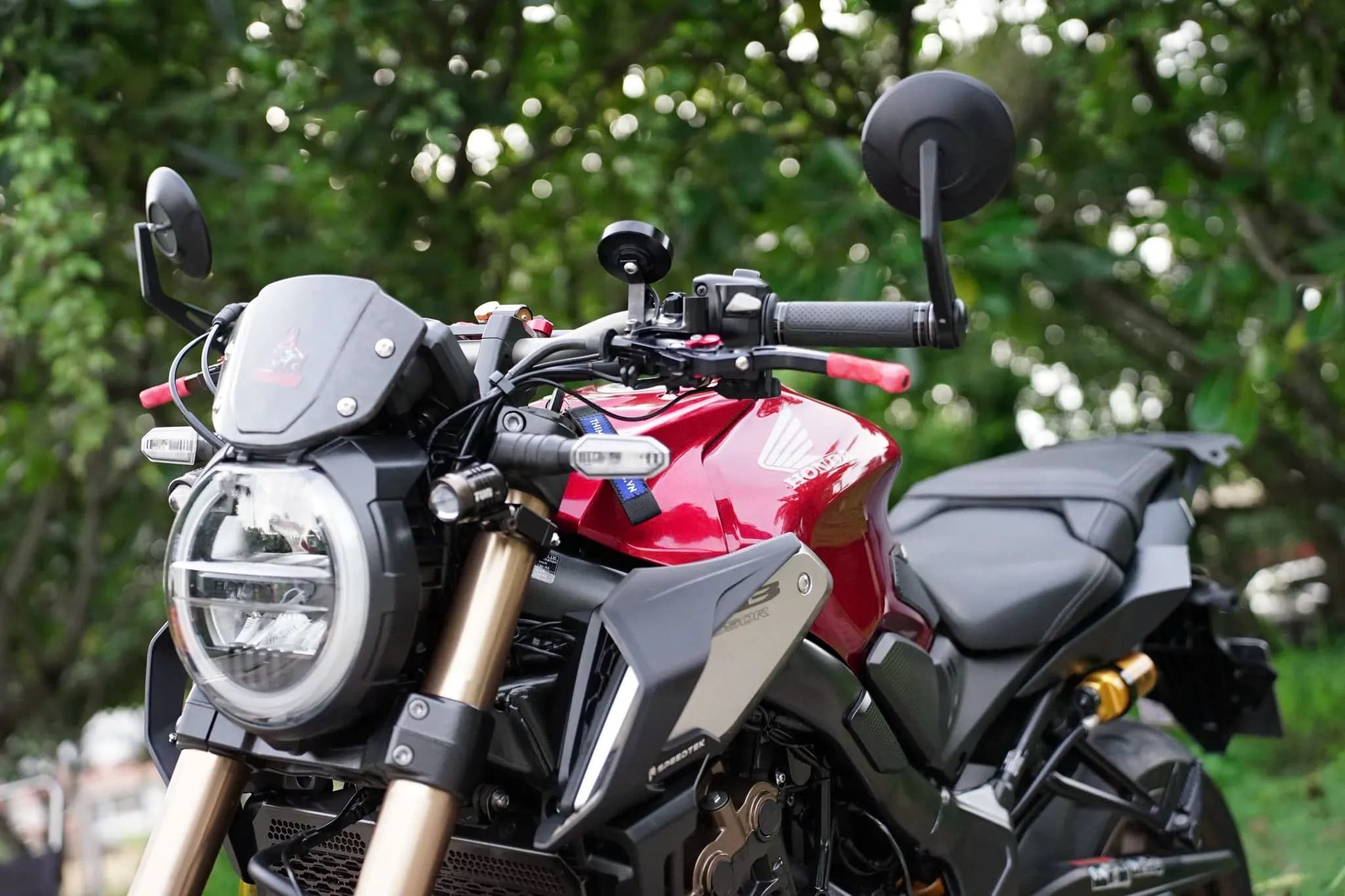 HONDA CB650R photo 1