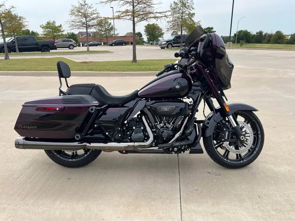 HARLEY DAVIDSON STREETGLIDE photo 1