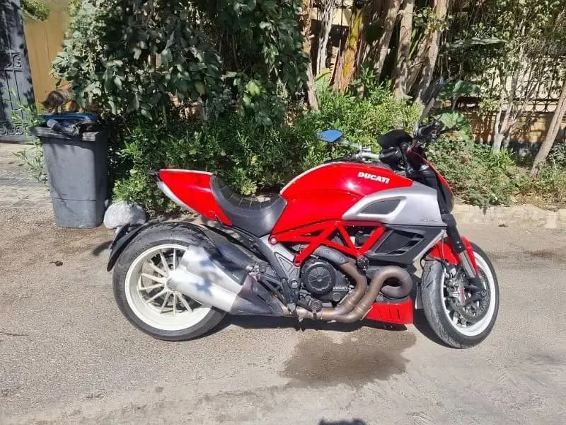 DUCATI DIAVEL 2013 MODEL photo 1