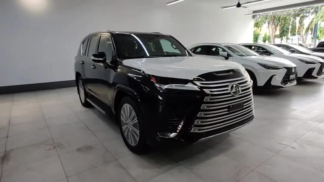 2025 LEXUS LX600 BRAND NEW FOR SALE photo 1