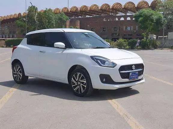 SUZUKI SWIFT photo 1