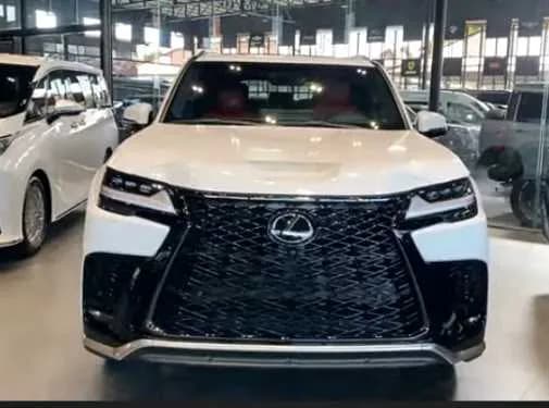 لكزس LX 600 موديل 2025 للبيع