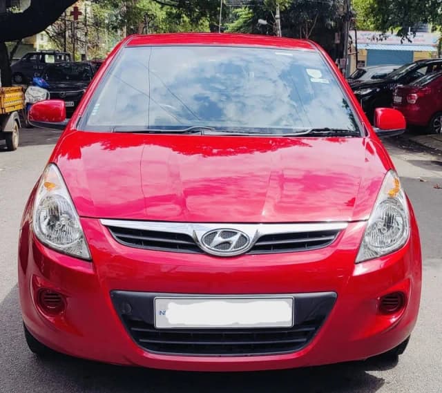 HYUNDAI I20 2012