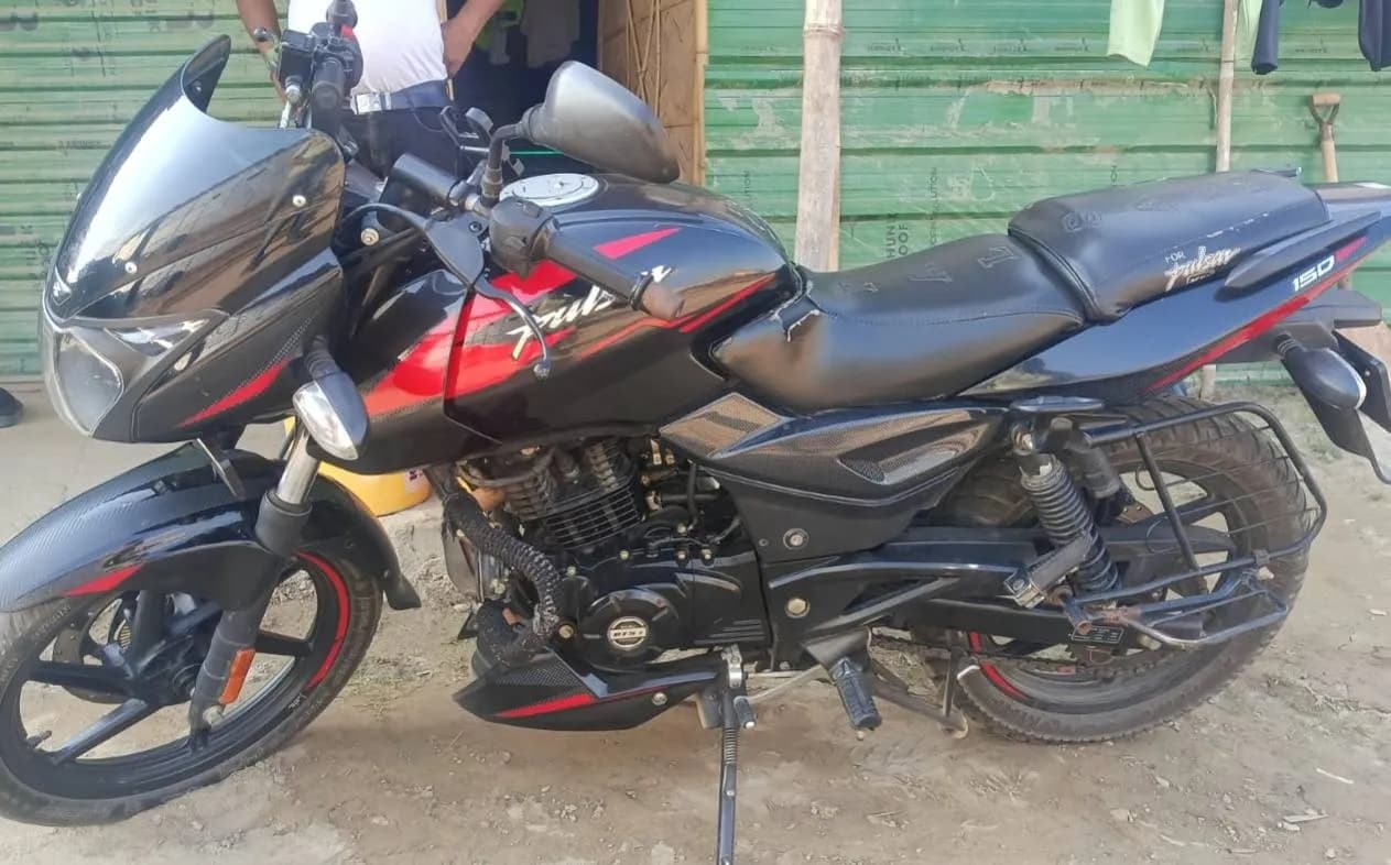PULSAR 150 BS6 2023 photo 1