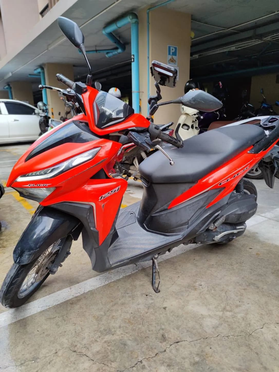 HONDA CLICK 125I photo 1