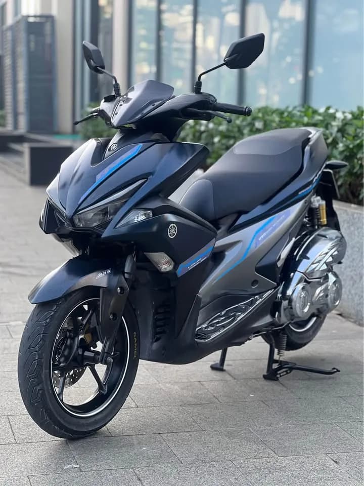 YAMAHA NVX 155 SMARTKEY photo 1
