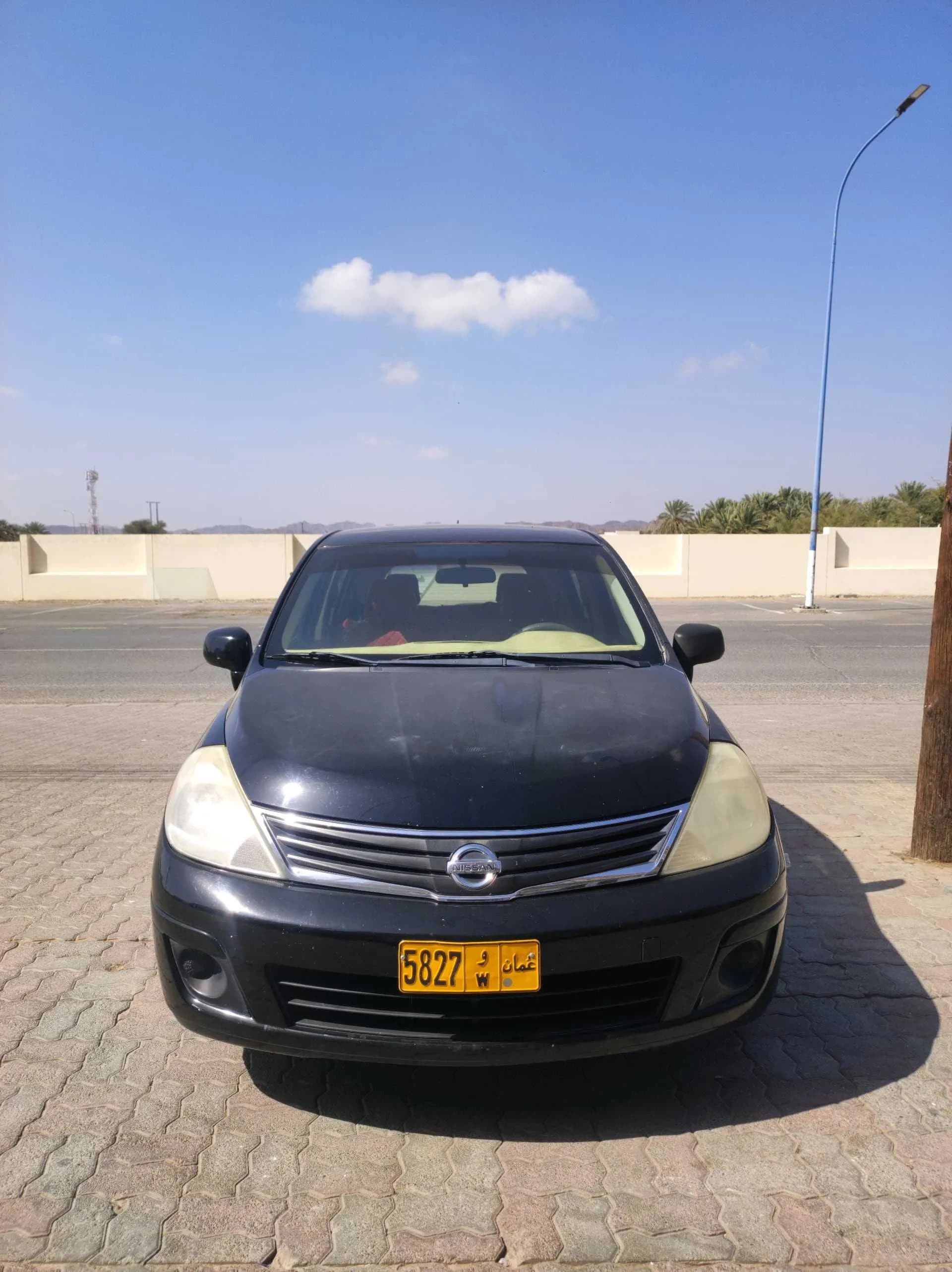 NISSAN VERSA 2012 photo 1
