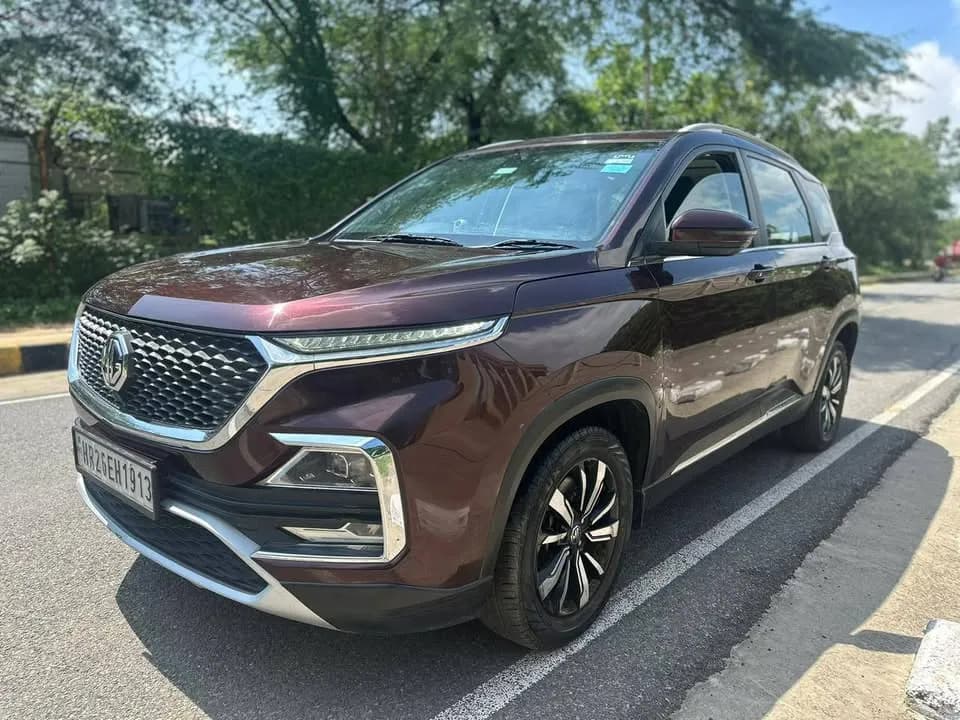 MG HECTOR photo 1