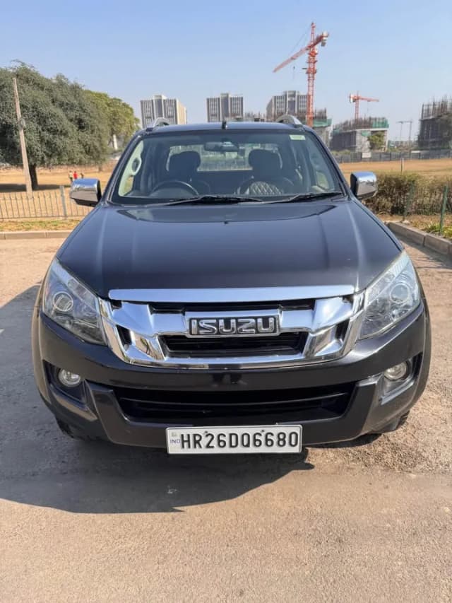 ISUZU VCROSS MT 4X4