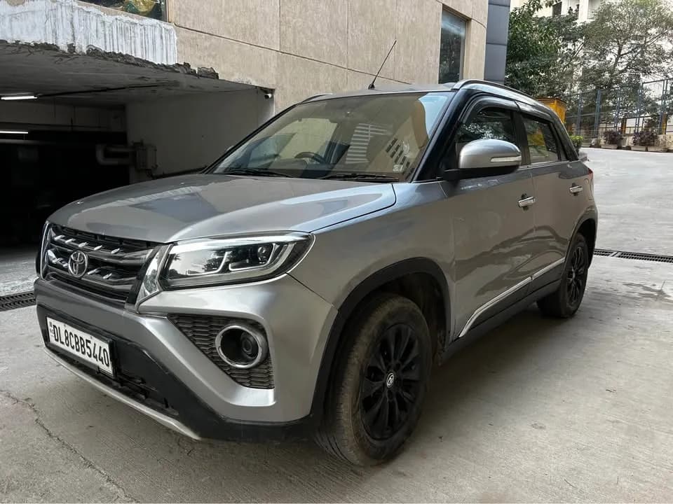 TOYOTA URBAN CRUISER