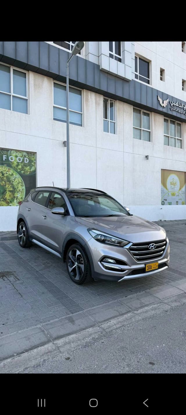 HYUNDAI TUCSON 2.4CC 4WD