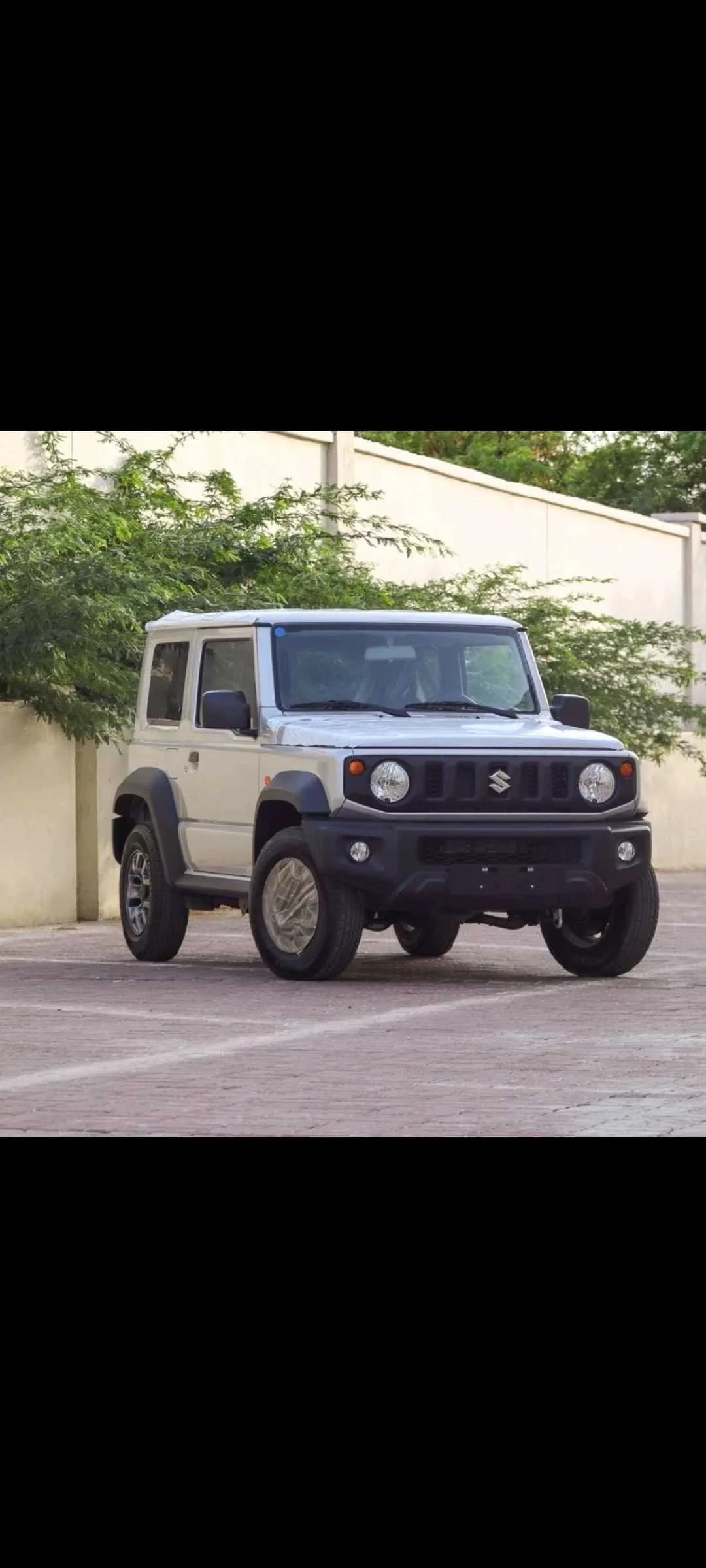 SUZUKI JIMNY photo 1