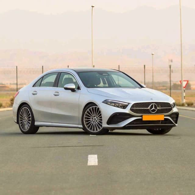 MERCEDES A200 AMG