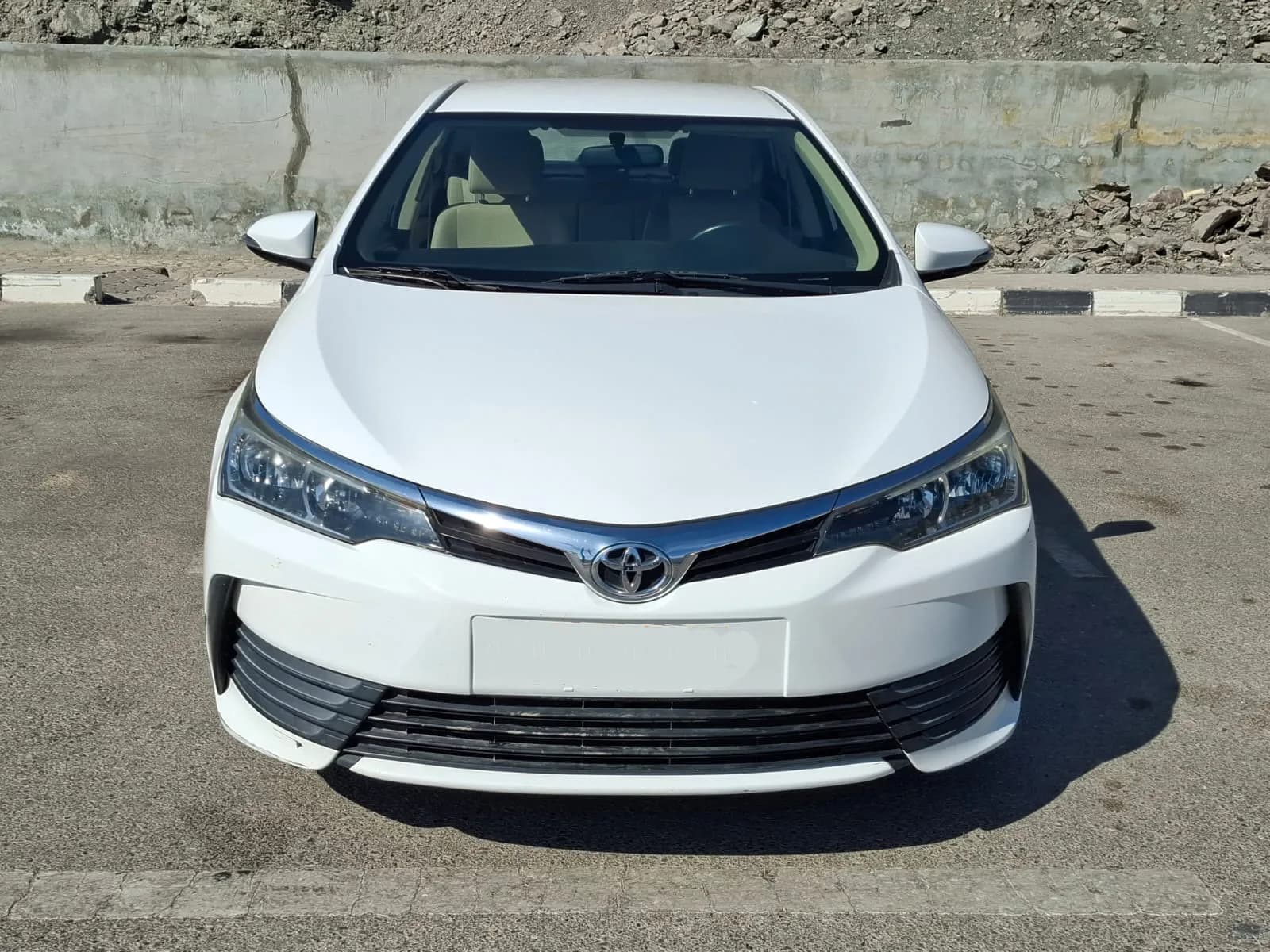 WELL MAINTAINED 2019 MODEL TOYOTA COROLLA photo 1