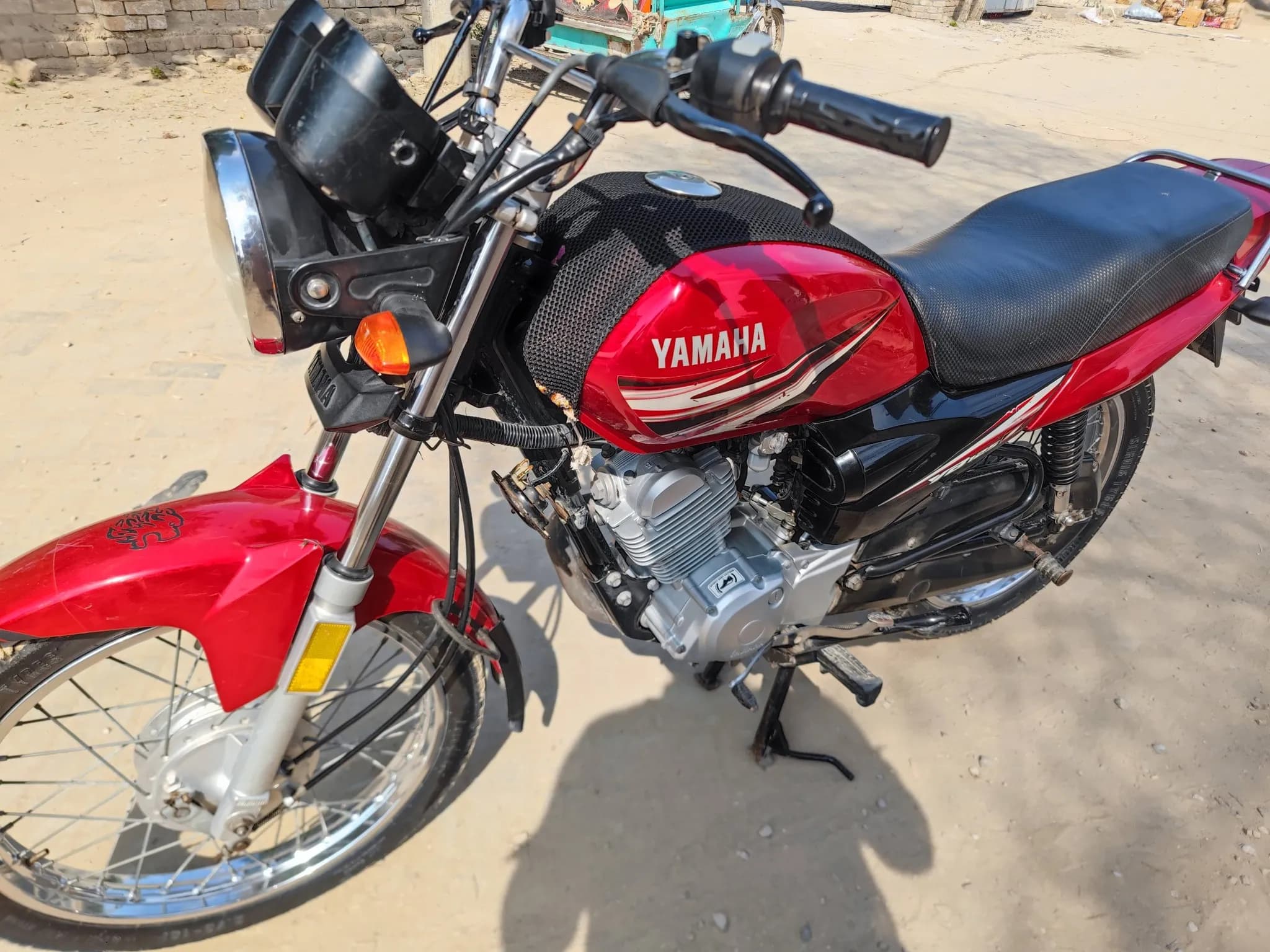 YAMAH YBZ 125 photo 1