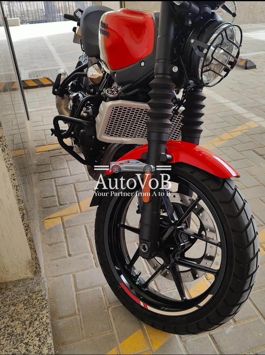 ROYAL ENFIELD GUERRILLA 450 photo 1