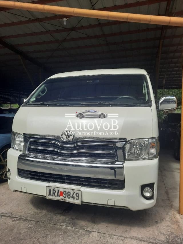 TOYOTA HI ACE SUPER GRANDIA