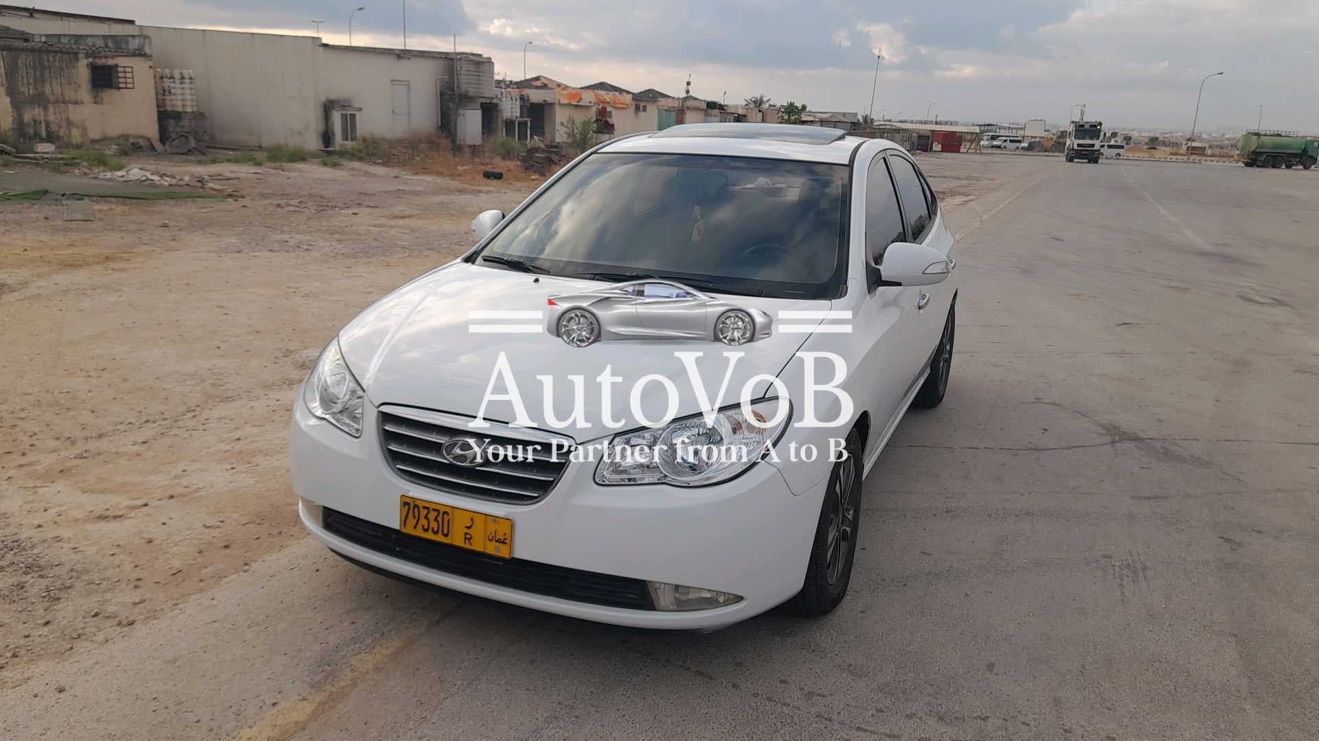 HYUNDAI ELANTRA photo 1