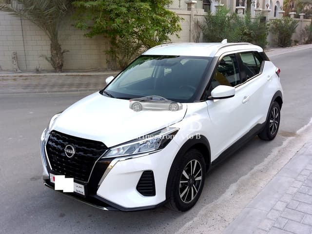 NISSAN KICKS WHITE AGENT MAINTAINED MODEL 2024 0-0