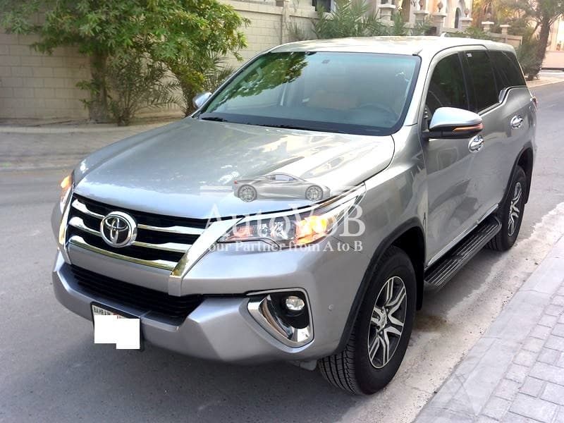 TOYOTA FORTUNER 2019 photo 1