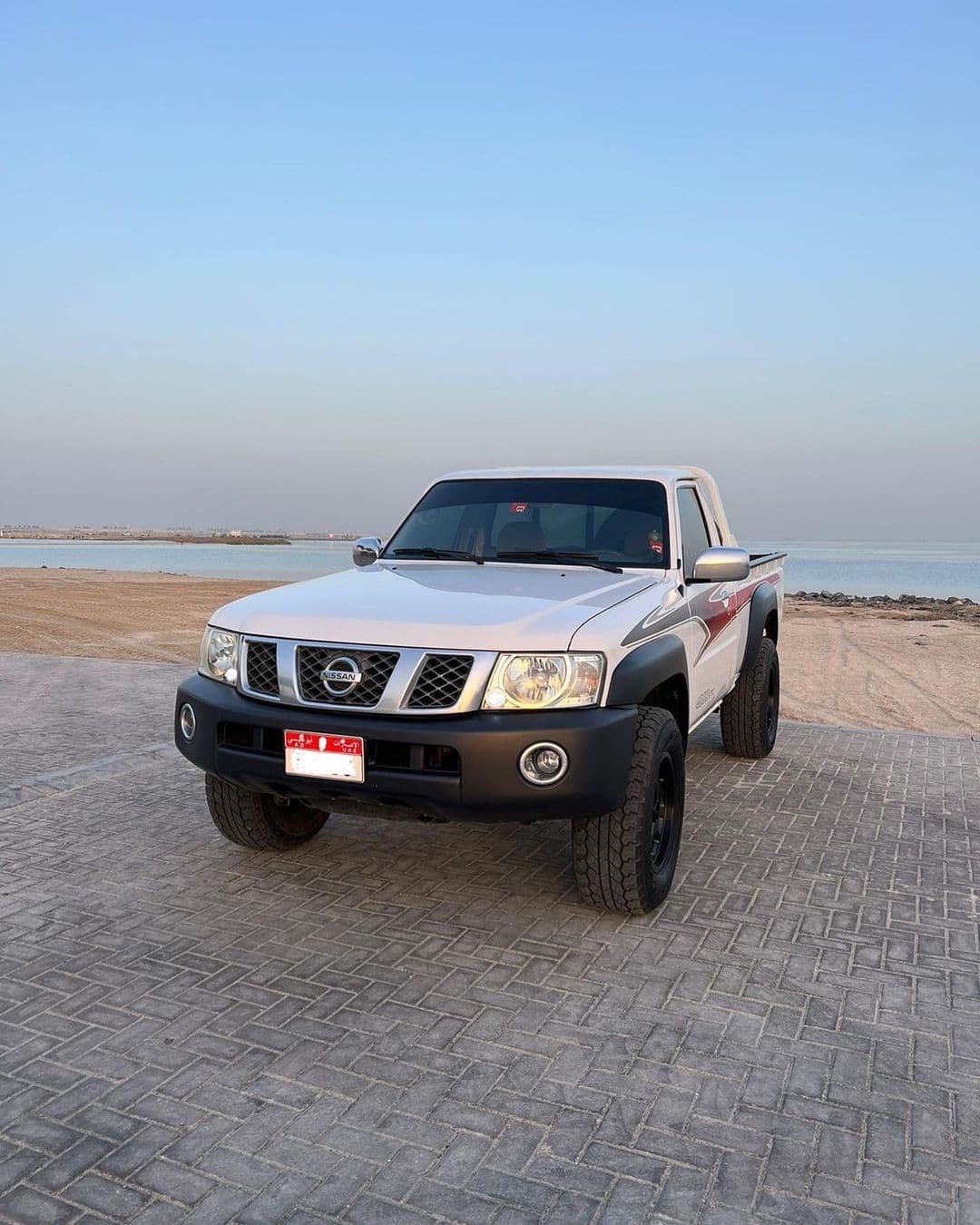 Nissan Pickup photo 1
