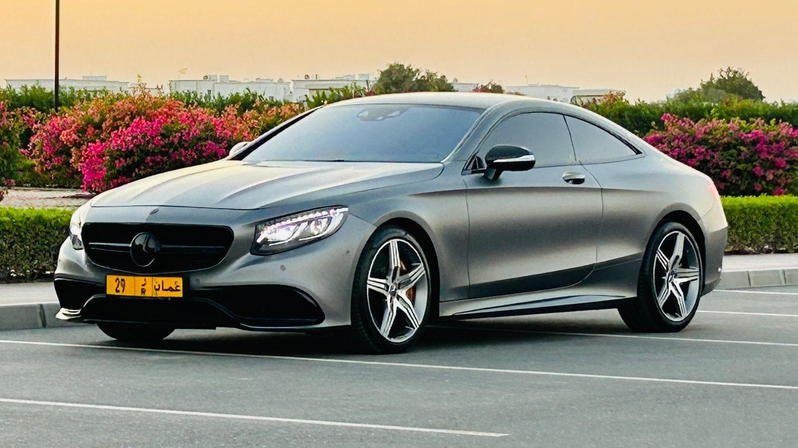 Mercedes benz S63 amg coupe 2016 gcc oman spec photo 1
