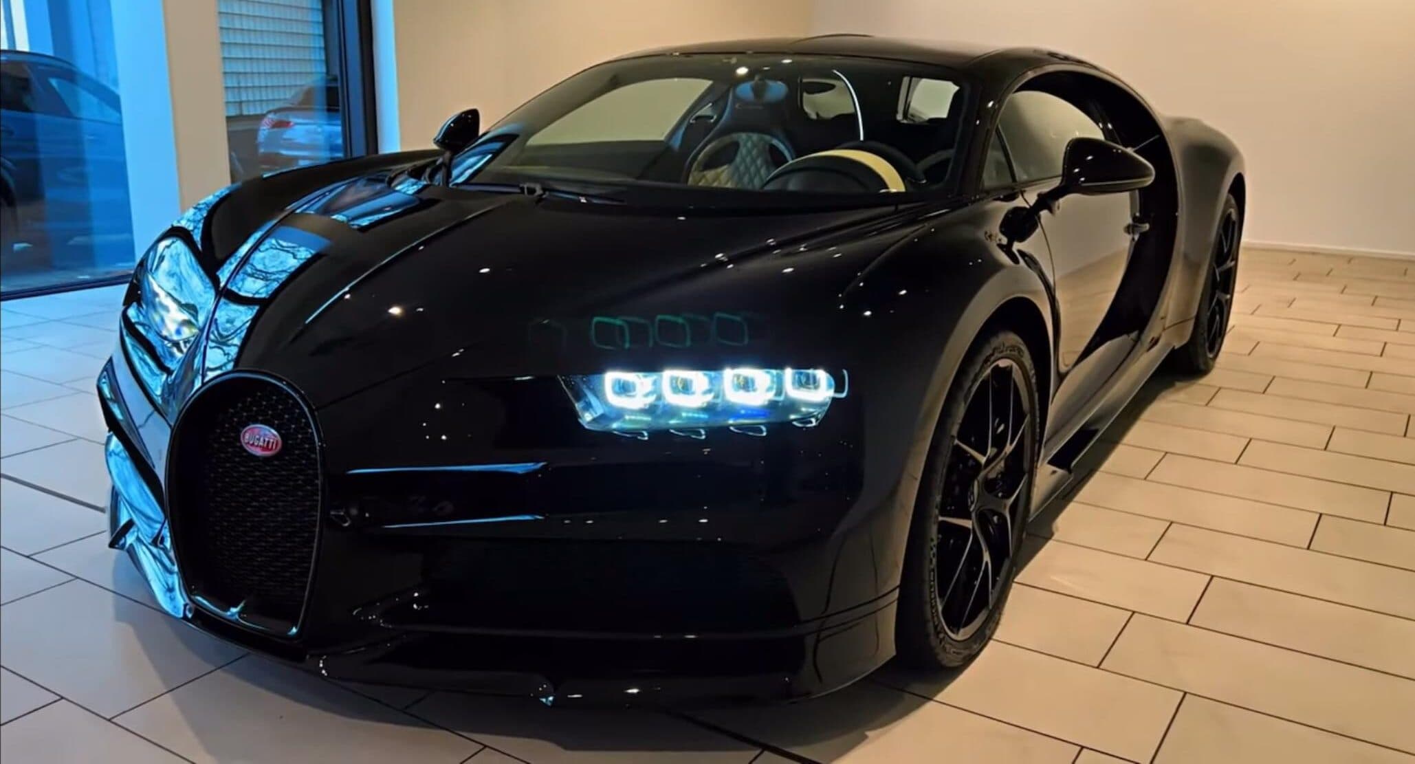 2019 Bugatti Chiron Sport photo 1