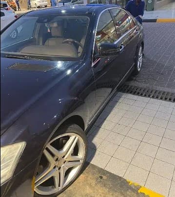 Mercedes-Benz 350 photo 1