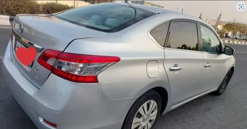 Nissan Sentra photo 1