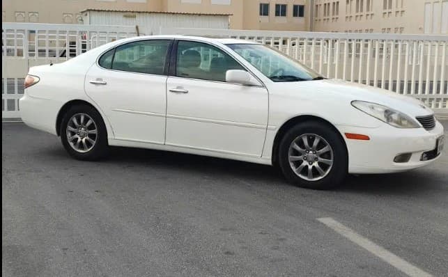 Lexus ES300 photo 1