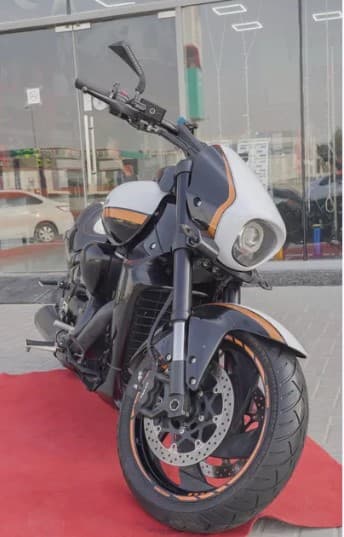 Suzuki Boulevard photo 1