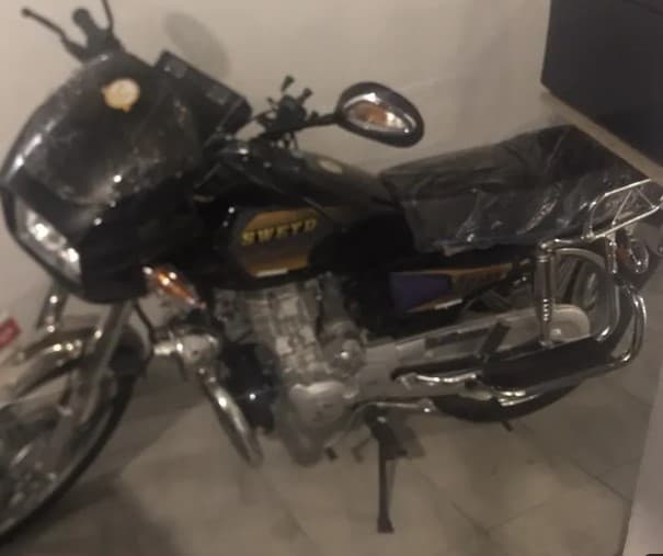 Suzuki X100 motorcycles for sale, 1700, wanted, Jeddah photo 1