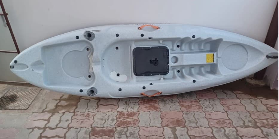 Kayak in excellent condition for sale, 80 riyals photo 1